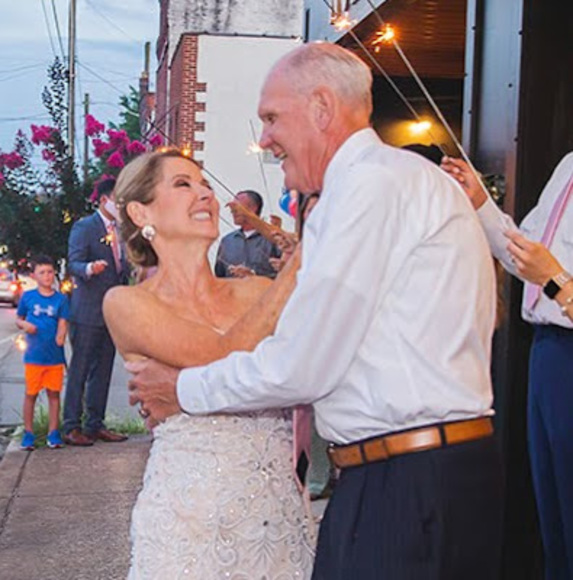 Meet your Posher, Pamela - Picture 1 of 1